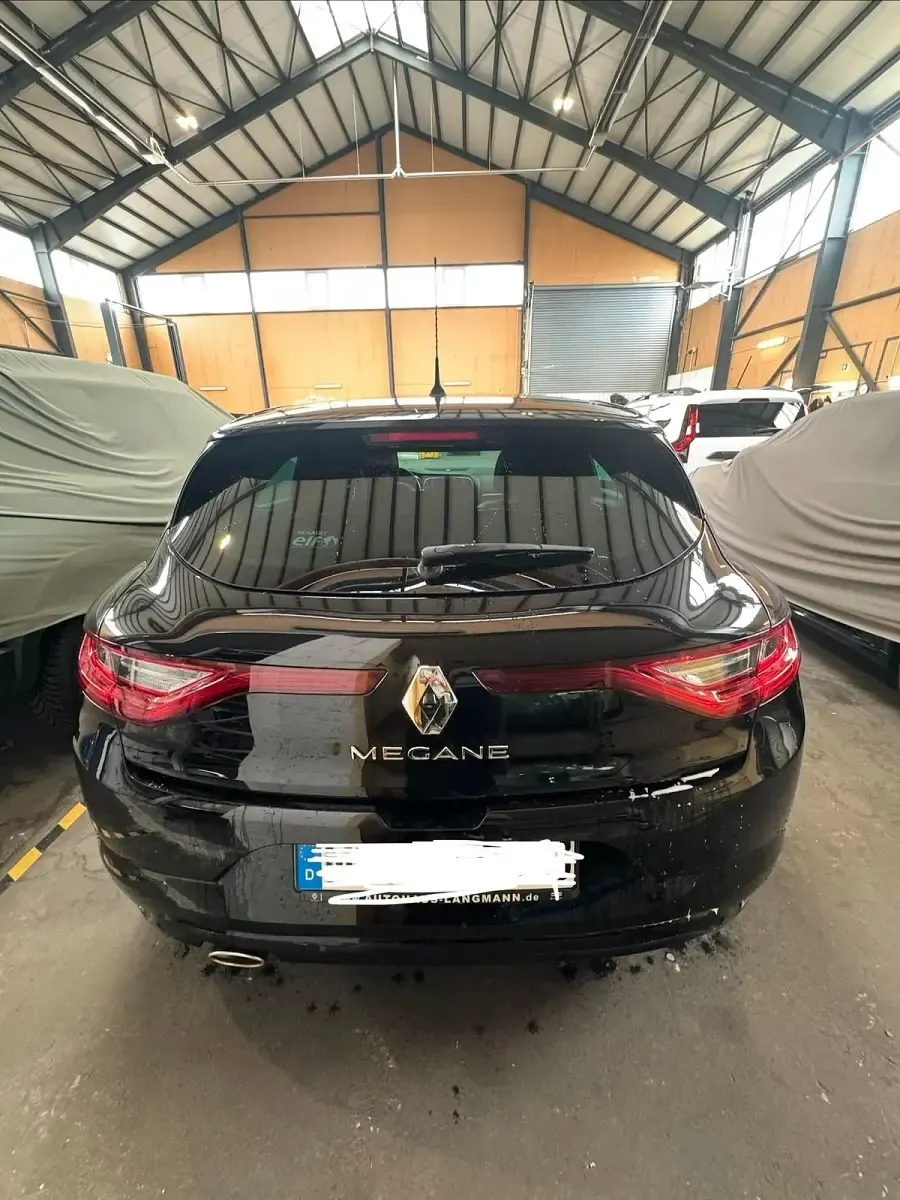 Gebraucht Renault Mégane IV 159 PS (116 kW) 2019 Schwarz Limousine