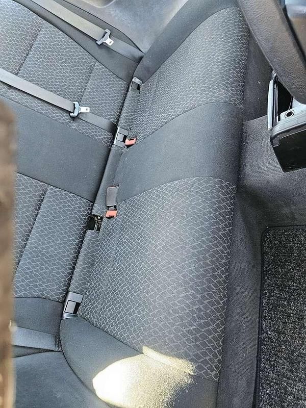 Gebraucht BMW 318 143 PS (105 kW) 2004 Silber Limousine