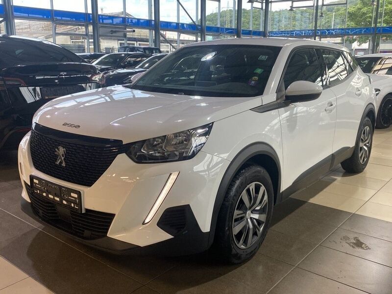 Weiß Gebraucht 2021 Peugeot 2008 Active SUV | 13.440 € (Fairer Preis) - Bild 1/4