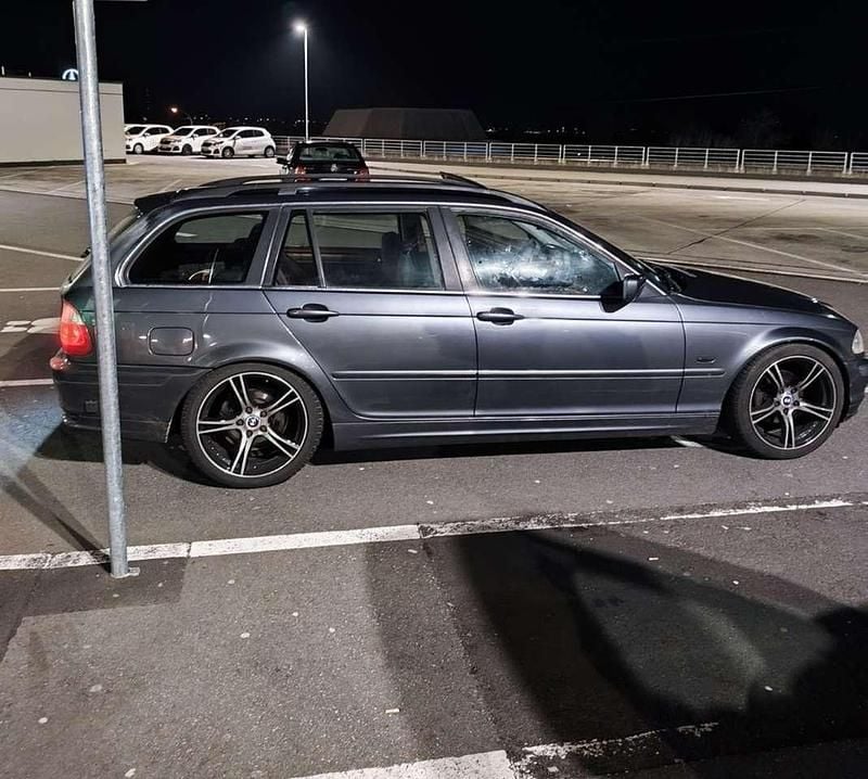 Gebraucht 1999 BMW 320 Kombi | 1.000 € (Guter Preis) - Bild 1/4