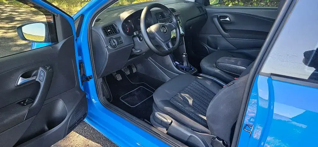 Gebraucht VW Polo Trendline 60 PS (44 kW) 2014 Blau Kleinwagen