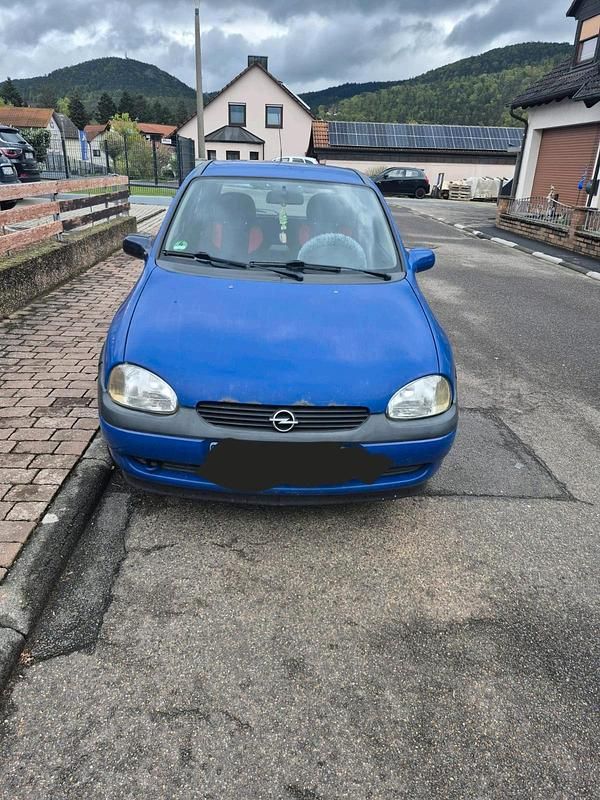 Gebraucht Opel Corsa 70 PS (51 kW) 1999 Blau Kleinwagen