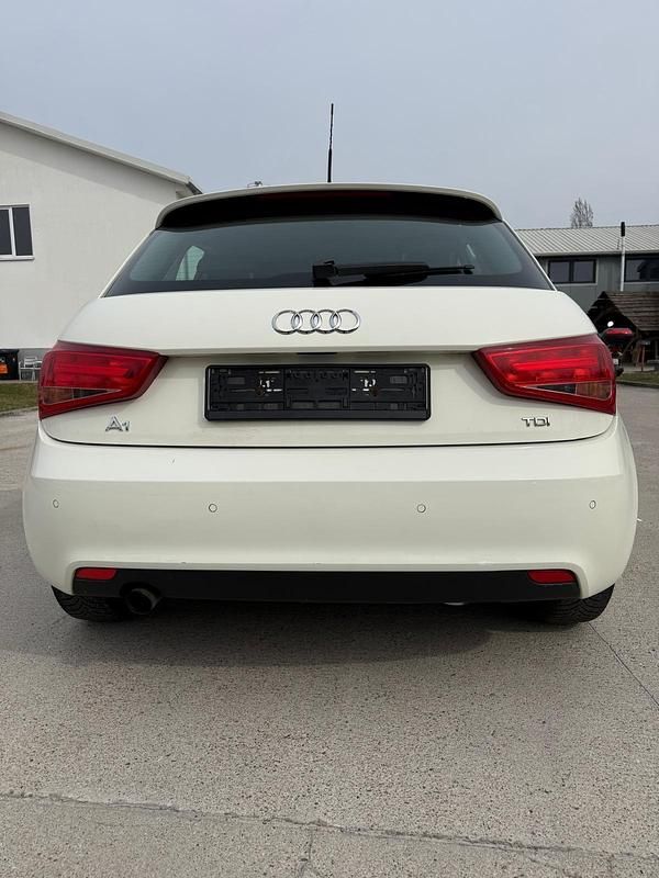Second-hand Audi A1 90 CP (66 kW) 2014 Alb Hatchback