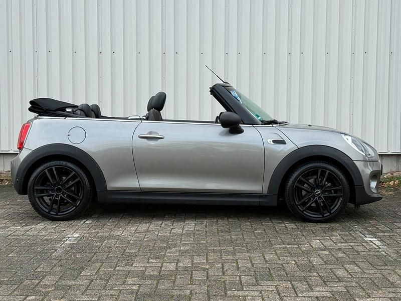 Gebraucht Mini One Cabriolet 102 PS (75 kW) 2016 Grau Cabrio