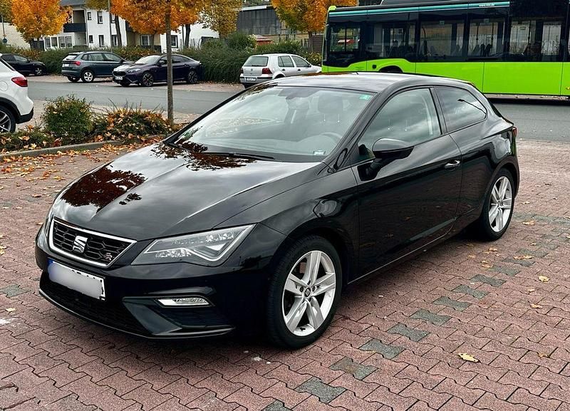 Schwarz Gebraucht 2018 Seat Leon FR Limousine | 11.250 € (Guter Preis) - Bild 1/4