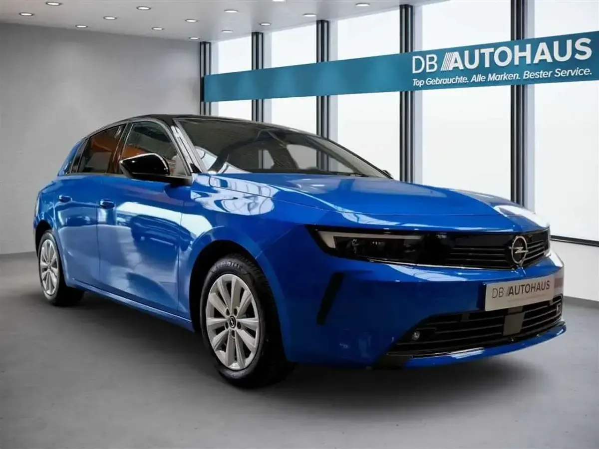Gebraucht Opel Astra Business Elegance 131 PS (96 kW) 2024 Blau Kleinwagen