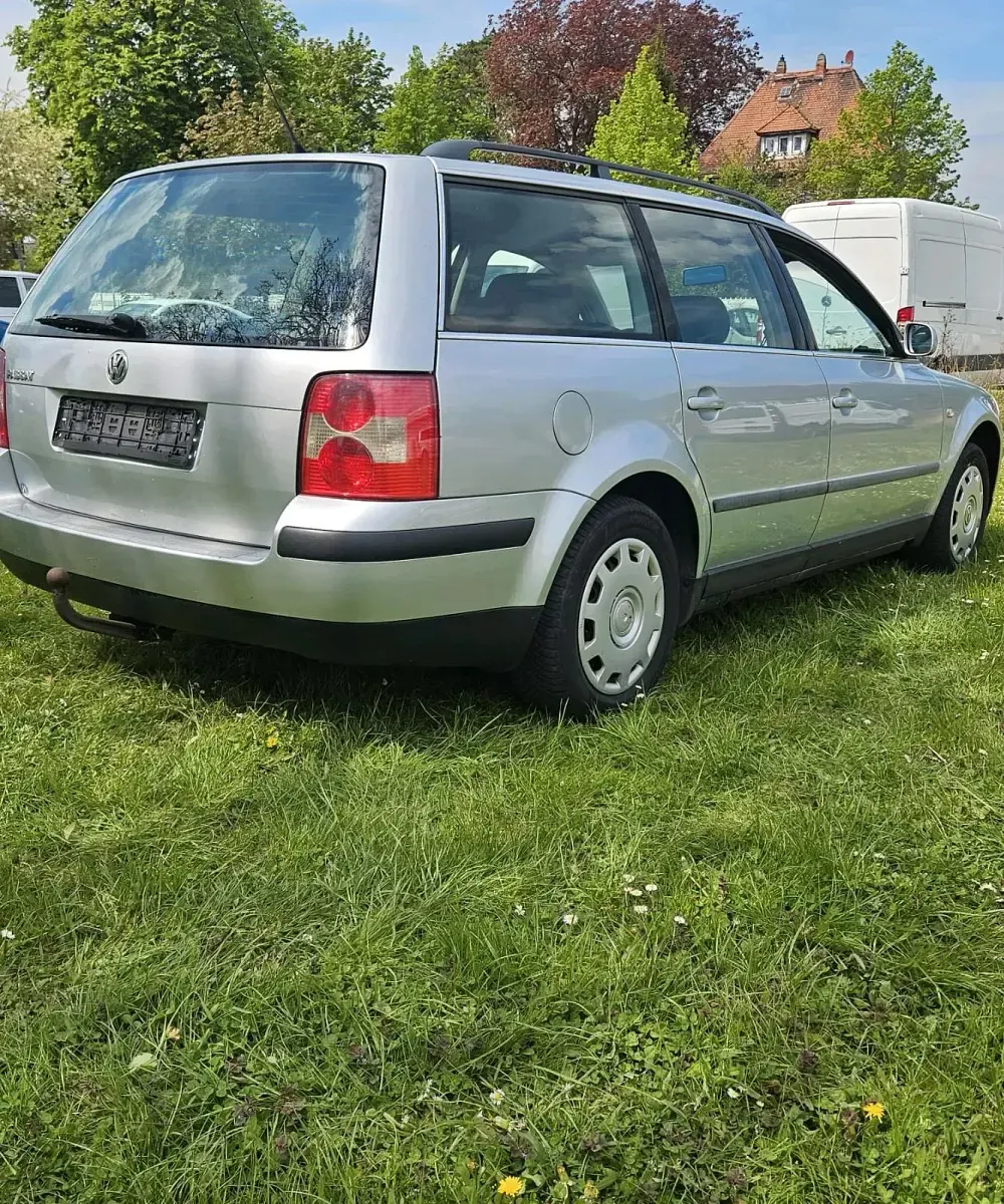 Gebraucht VW Passat 102 PS (75 kW) 2002 Silber Kombi