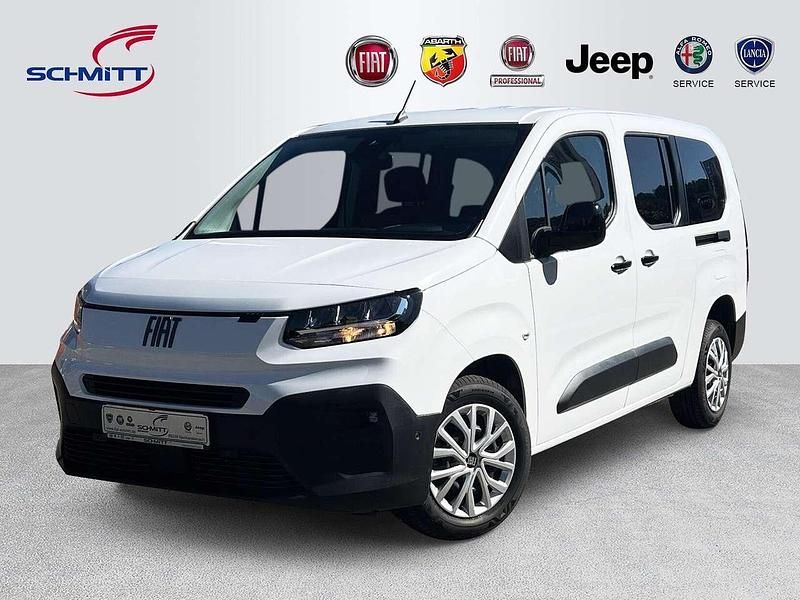Neu Fiat Doblò 131 PS (96 kW) 2025 Icy white Van / Kleinbus