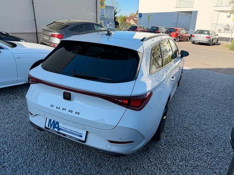 Gebraucht Cupra Leon 150 PS (110 kW) 2023 Weiß Limousine