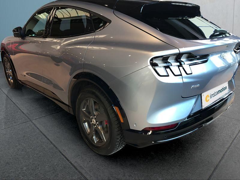 Gebraucht Ford Mustang Mach-E 258 kW (351 PS) 2022 Blau SUV