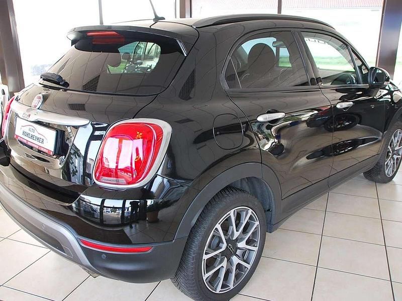 Gebraucht Fiat 500X Cross Plus 140 PS (102 kW) 2015 Nr. 601 / cinema schwarz SUV
