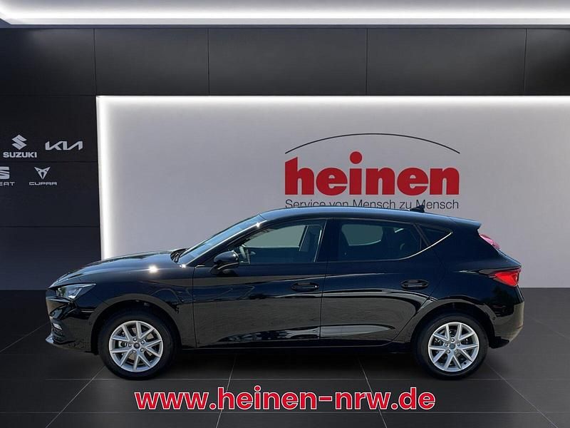 Neu Seat Leon 150 PS (110 kW) 2025 Schwarz Limousine
