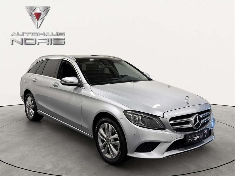Gebraucht Mercedes C200 197 PS (144 kW) 2019 Iridiumsilber  metalliclack Kombi