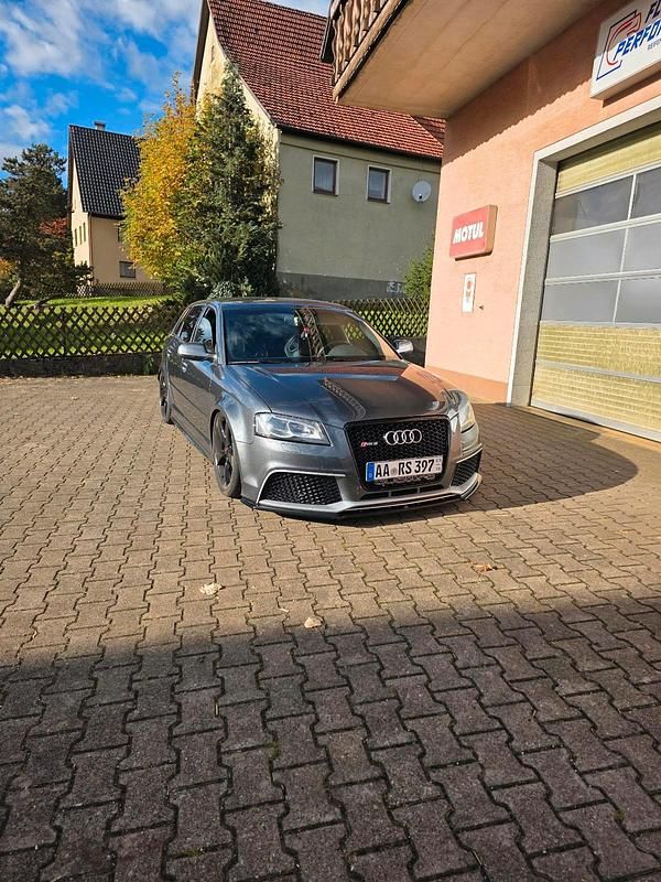 Gebraucht Audi RS3 Design 500 PS (367 kW) 2011 Grau Limousine