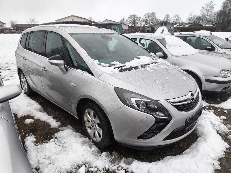 Gebraucht Opel Zafira Tourer Innovation 165 PS (121 kW) 2012 Silber Van / Kleinbus