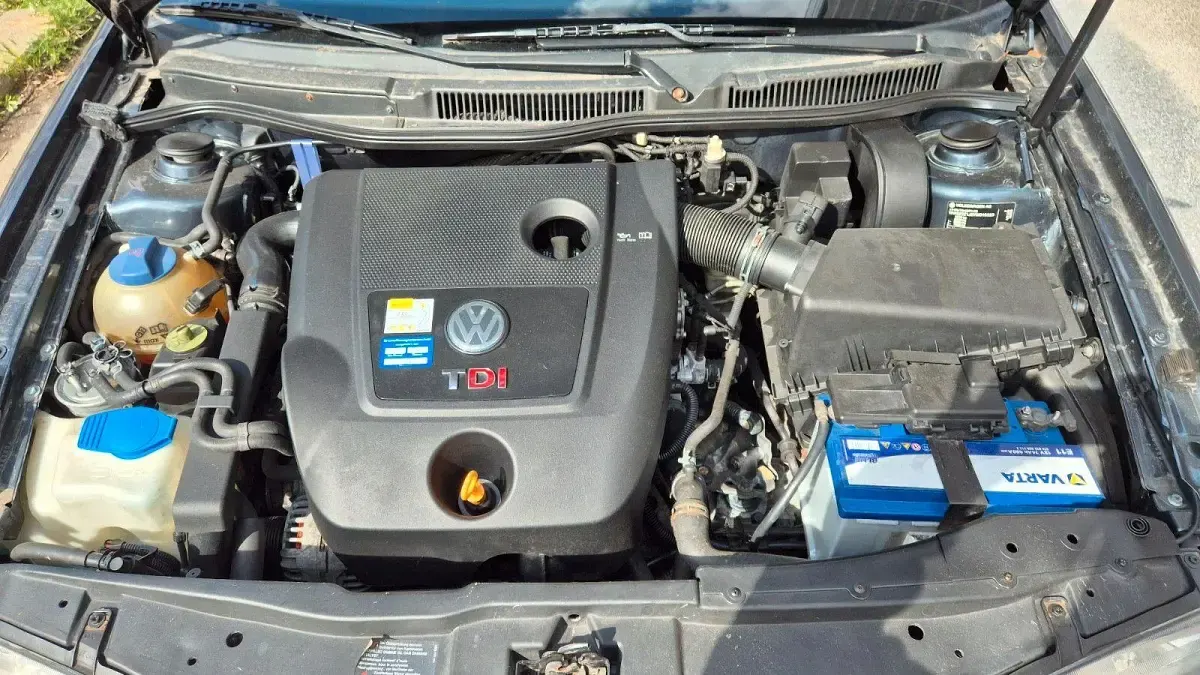 Usata VW Bora 116 CV (85 kW) 2000 Grigio Station wagon