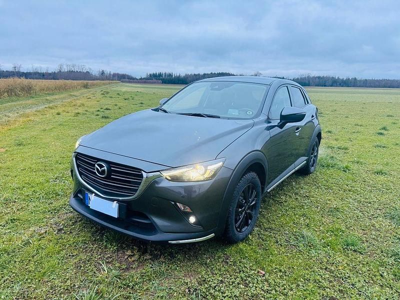 Grau Gebraucht 2021 Mazda CX-3 SUV | 19.800 € (Fairer Preis) - Bild 1/4