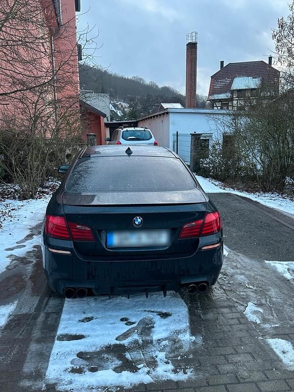 Gebraucht BMW 530 245 PS (180 kW) 2010 Schwarz Limousine