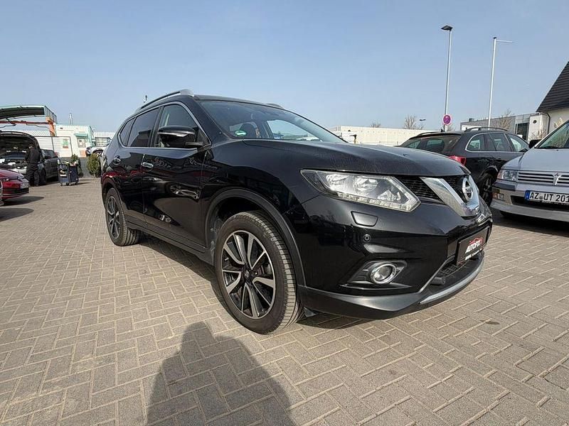 Gebraucht Nissan X-Trail 360º 131 PS (96 kW) 2016 Schwarz SUV