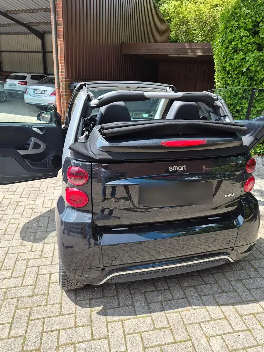 Gebraucht Smart ForTwo Cabrio 71 PS (52 kW) 2014 Schwarz Cabrio