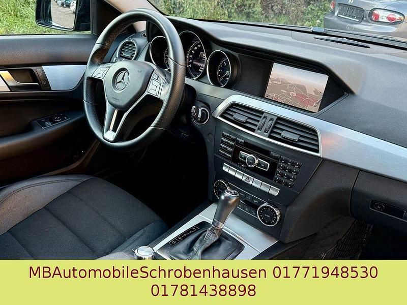 Gebraucht Mercedes C220 Premium 170 PS (125 kW) 2014 Schwarz Coupé