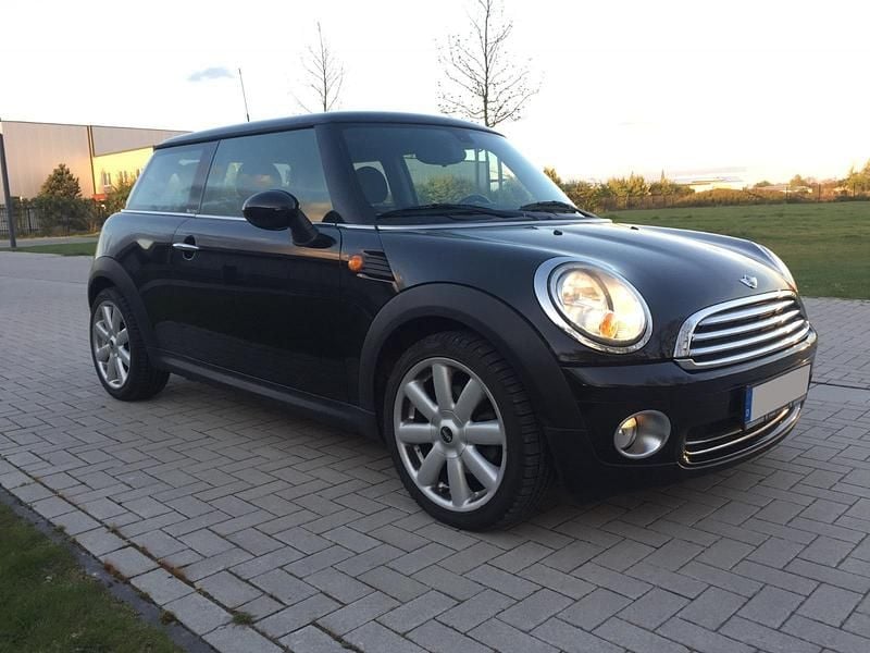 Gebraucht Mini Cooper 122 PS (89 kW) 2010 Schwarz Kleinwagen