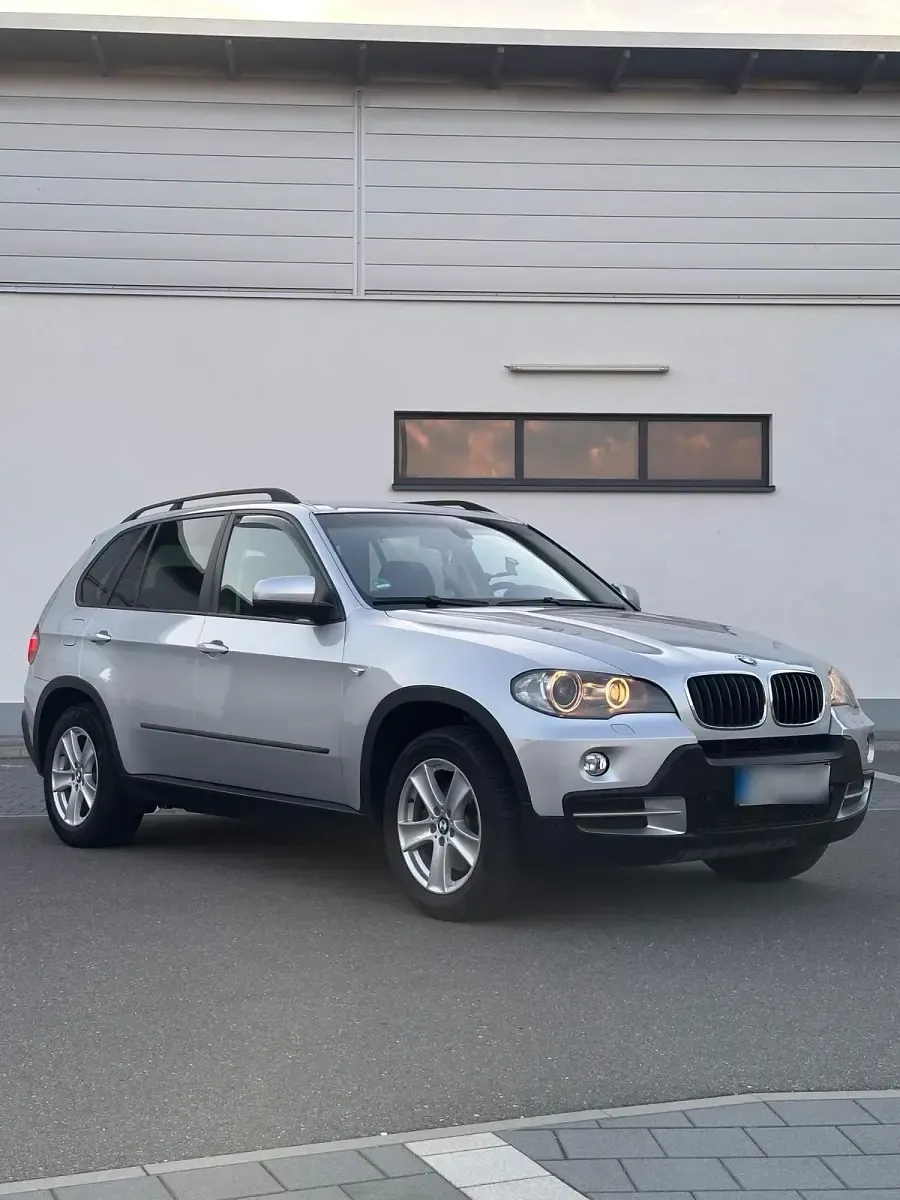 Gebraucht BMW X5 235 PS (172 kW) 2008 Silber SUV