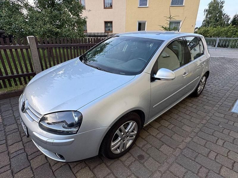 Silber Gebraucht 2008 VW Golf VI Edition Limousine | 2.300 € (Guter Preis) - Bild 1/4
