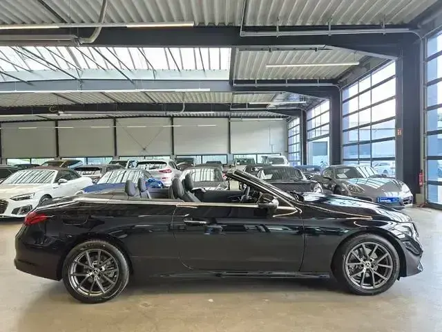 Gebraucht Mercedes CLE200 Advanced 227 PS (166 kW) 2025 Schwarz Cabrio