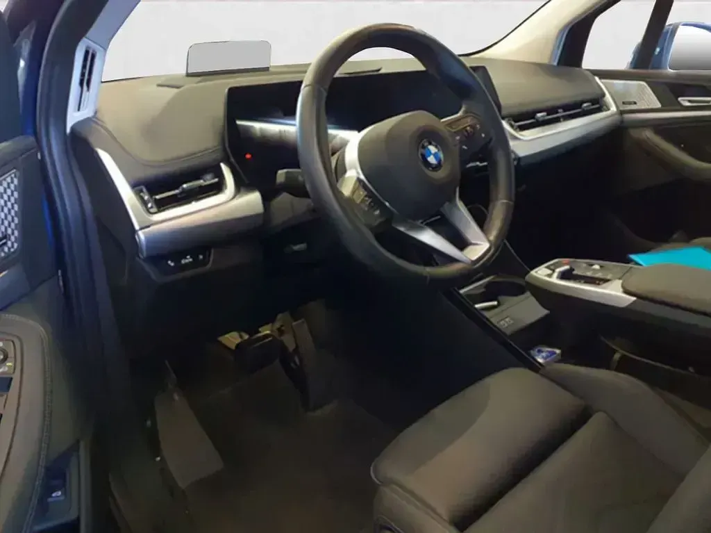 Gebraucht BMW 223 Active Tourer Luxury Line 218 PS (160 kW) 2023 Phytonicblau metallic Van / Kleinbus