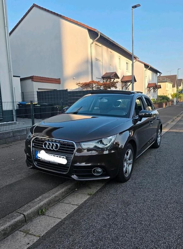 Braun Gebraucht 2013 Audi A1 Sportback Comfort Kleinwagen | 10.200 € (Guter Preis) - Bild 1/4