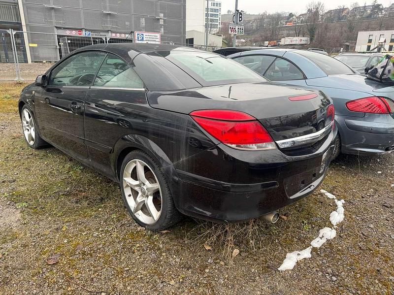 Gebraucht Opel Astra Cabriolet 150 PS (110 kW) 2008 Saphirschwarz mi2 Cabrio