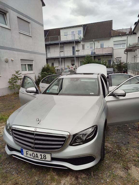 Gebraucht Mercedes 220 194 PS (142 kW) 2018 Silber Limousine