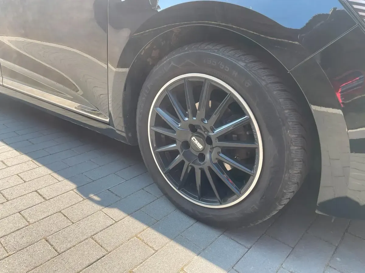 Gebraucht Renault Clio V 100 PS (73 kW) 2021 Schwarz Kleinwagen