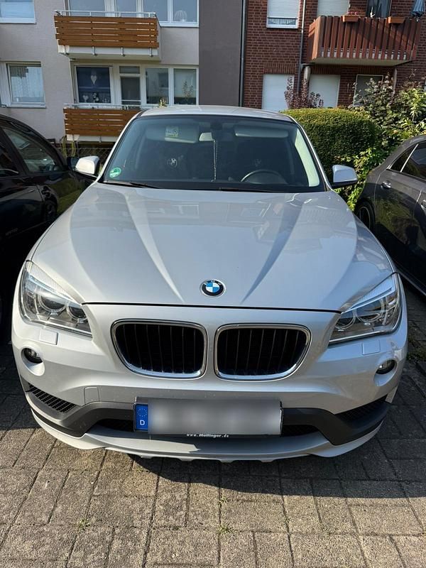 Silber Gebraucht 2014 BMW X1 SUV | 8.000 € (Superpreis) - Bild 1/4
