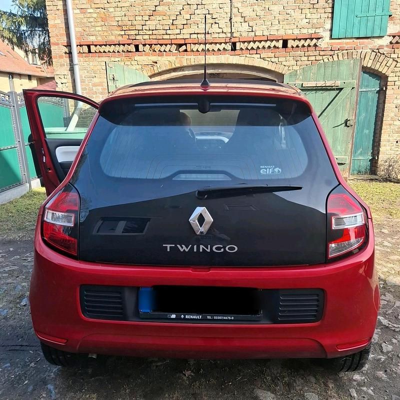 Gebraucht Renault Twingo Liberty 71 PS (52 kW) 2016 Rot Kleinwagen