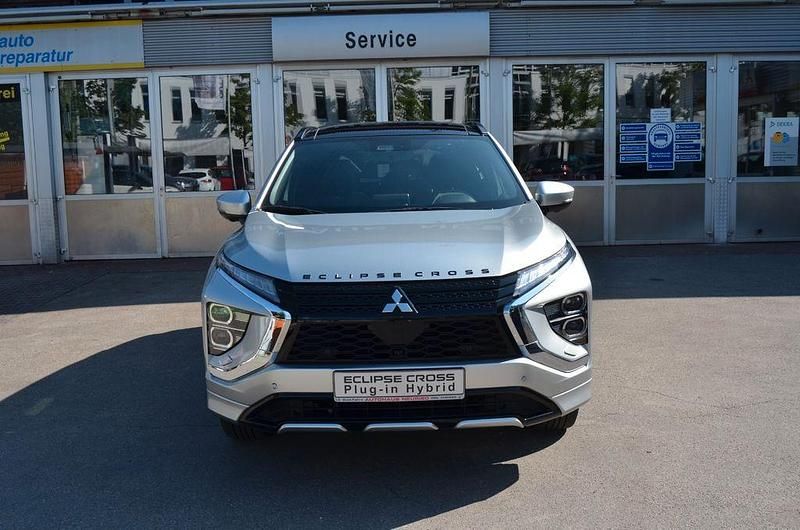 Gebraucht Mitsubishi Eclipse Cross Top 188 PS (138 kW) 2022 Silber SUV