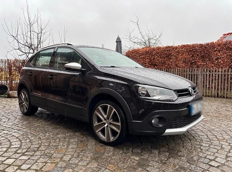 Gebraucht VW Polo Cross 70 PS (51 kW) 2011 Schwarz Kleinwagen
