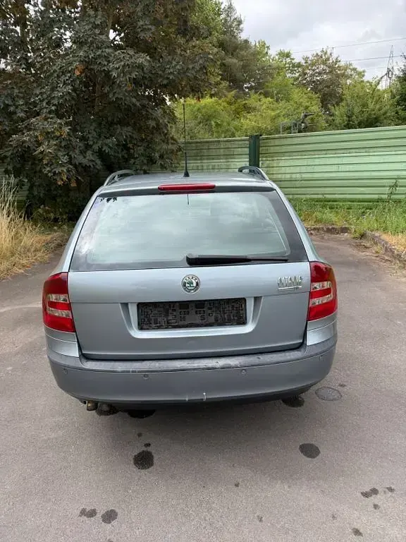 Gebraucht Skoda Octavia Elegance 140 PS (102 kW) 2005 Blau Kombi