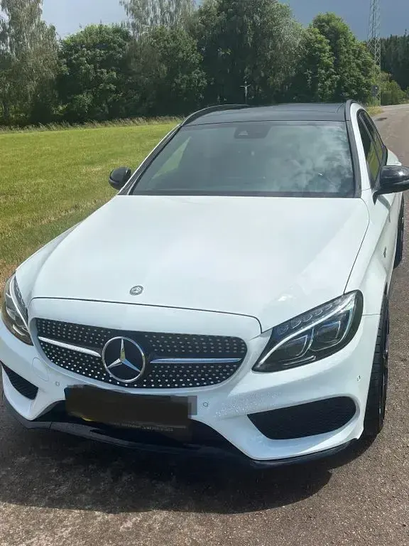 Gebraucht Mercedes C450 AMG AMG 367 PS (269 kW) 2016 Weiß Limousine