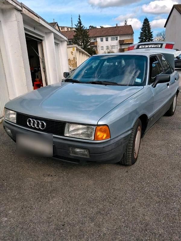 Gebraucht Audi 80 113 PS (83 kW) 1990 Silber Limousine