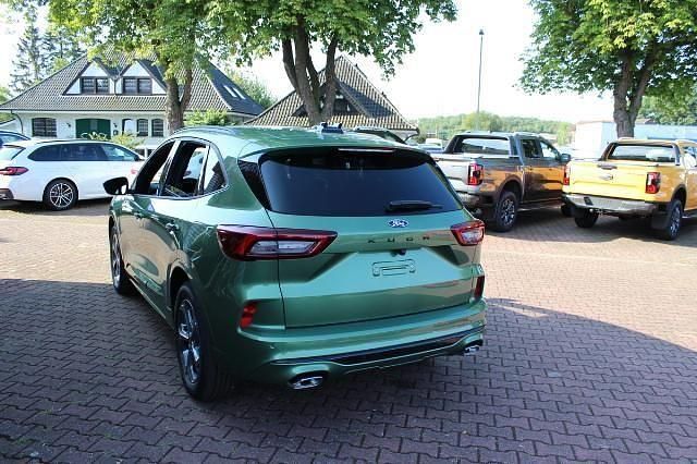 Neu Ford Kuga ST-Line 186 PS (136 kW) 2026 Grün SUV