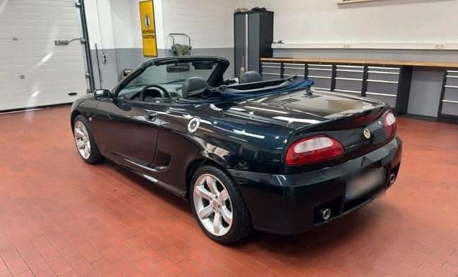 Gebraucht MG TF 116 PS (85 kW) 2003 Grün Cabrio