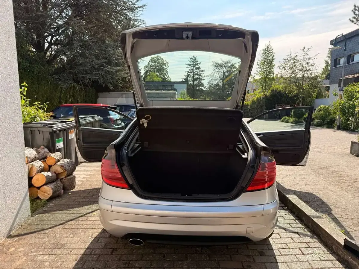 Gebraucht Mercedes C320 AMG 218 PS (160 kW) 2003 Silber Coupé