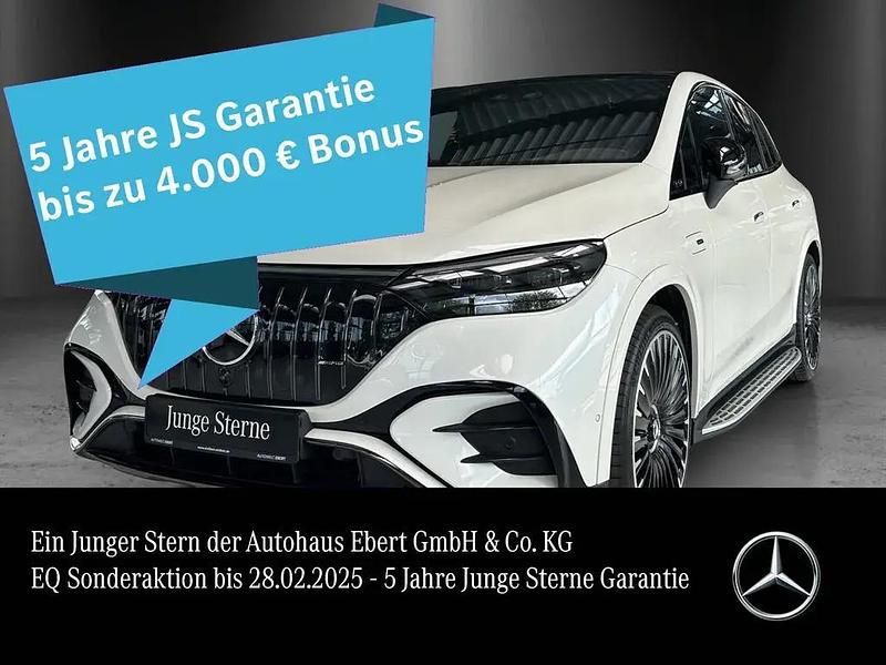 Manufaktur diamantweiß bright Gebraucht 2024 Mercedes EQE AMG 53 AMG SUV | 102.880 € - Bild 1/4