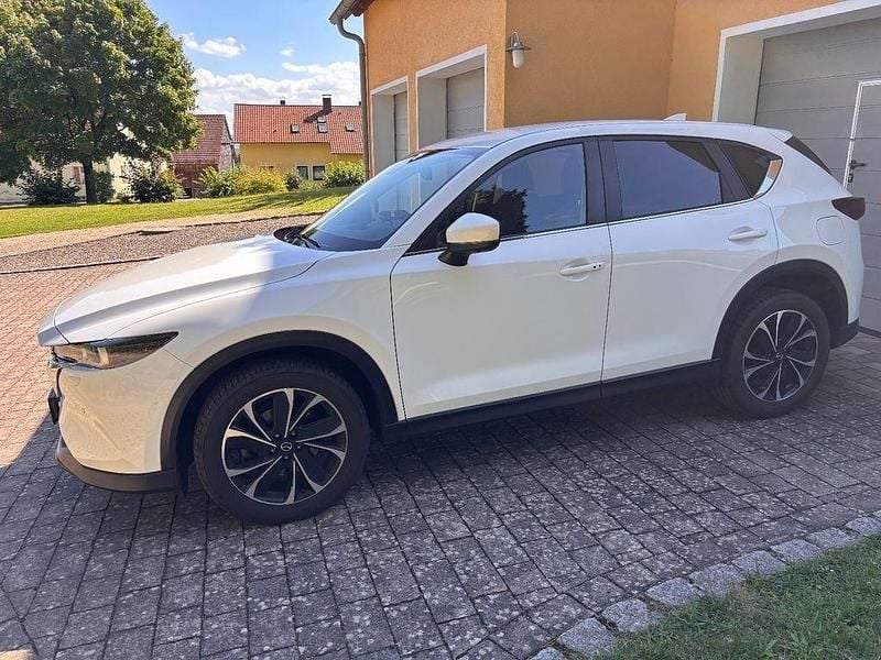 Weiß Gebraucht 2023 Mazda CX-5 Ad'Vantage SUV | 29.800 € (Guter Preis) - Bild 1/4