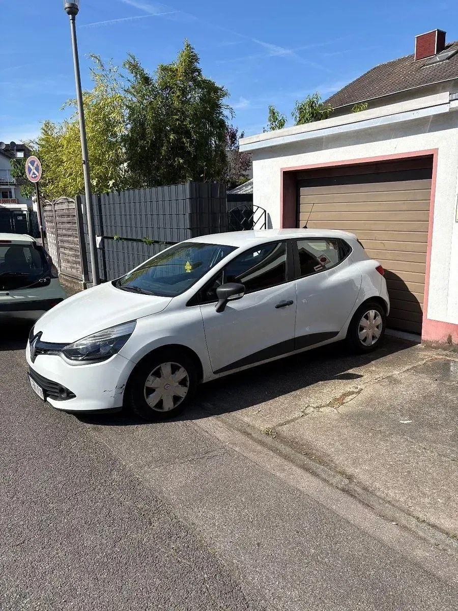 Gebraucht Renault Clio IV 65 PS (47 kW) 2014 Weiß Kleinwagen