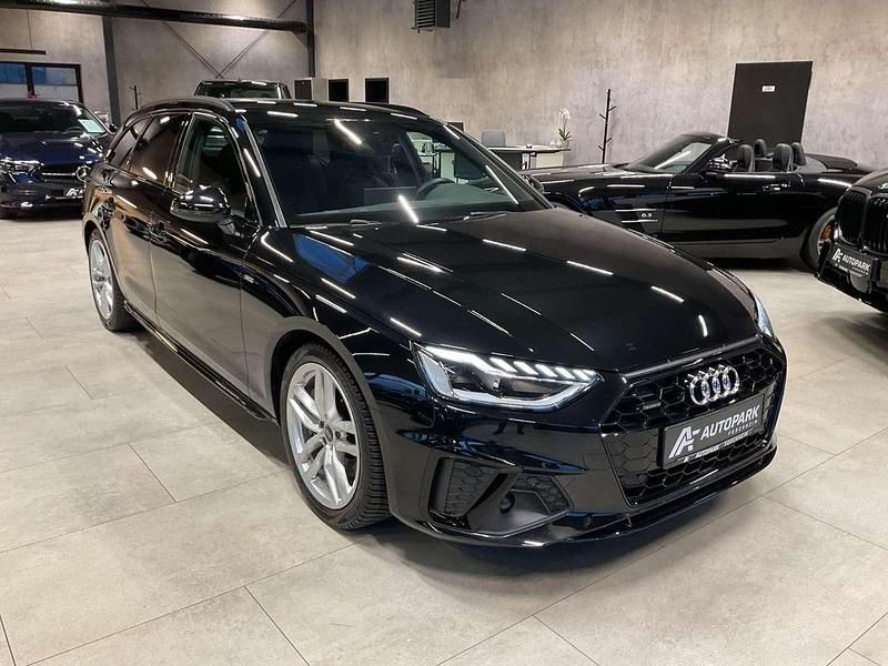 Gebraucht Audi A4 S-Line 265 PS (194 kW) 2023 Mythosschwarz Kombi