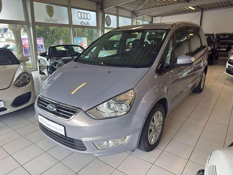 Micastonesilber metallic Gebraucht 2012 Ford Galaxy Trend Van / Kleinbus | 9.490 € (Etwas zu teuer) - Bild 1/4
