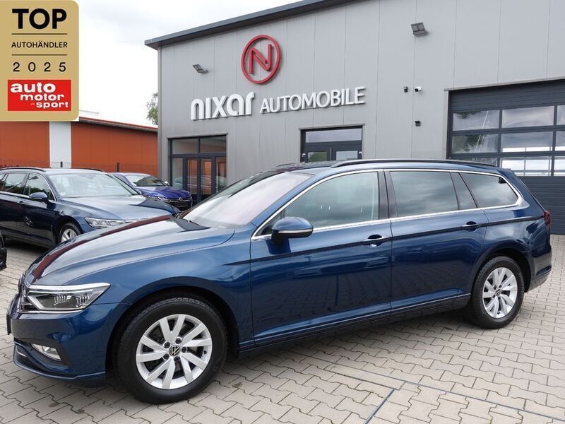 Aquamarinblau Gebraucht 2022 VW Passat Business Kombi | 23.280 € (Fairer Preis) - Bild 1/4